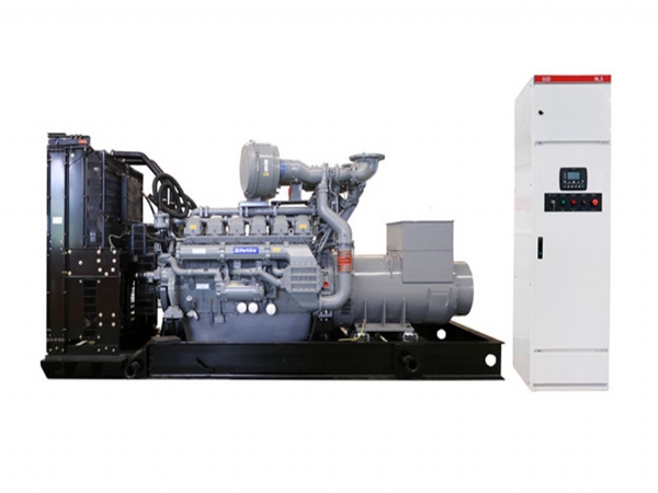 全自動(dòng)柴油發(fā)電機(jī)康姆勒電力：柴油發(fā)電機(jī)維修保養(yǎng)的注意事項(xiàng)？